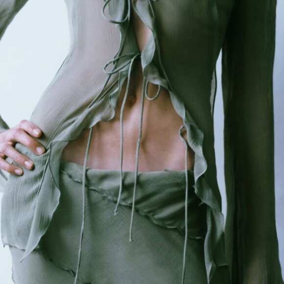 NWT SAGE GREEN SEMI-SHEER BLOUSE WITH RUFFLES - Picture 6 of 8